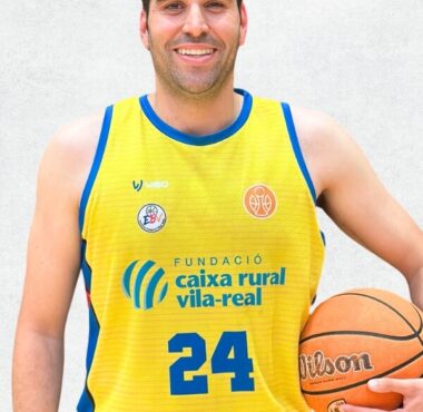 24. Jaime Campos