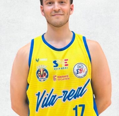 17. Andres Roig